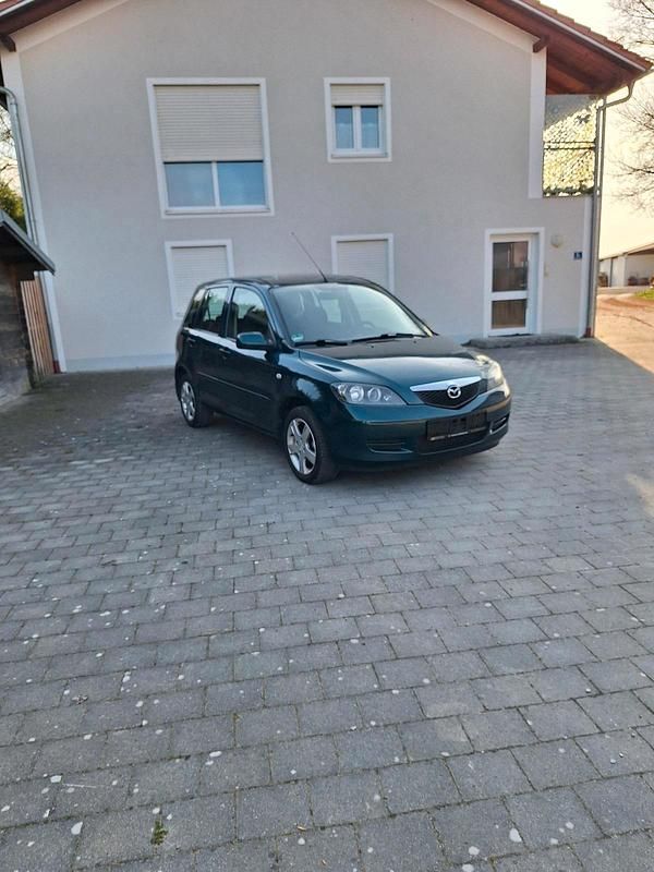 Second-hand Mazda 2 80 CP (58 kW) 2006 Verde Hatchback