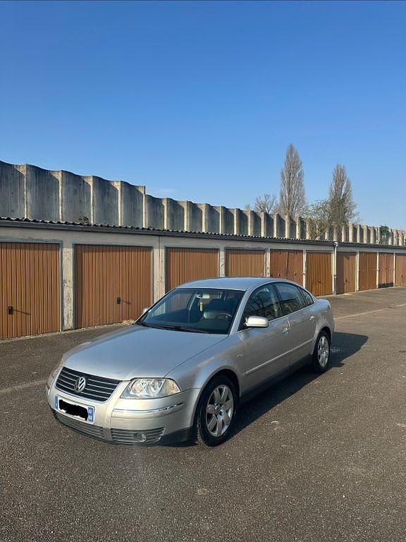 Gebraucht VW Passat Highline 150 PS (110 kW) 2001 Grau Limousine
