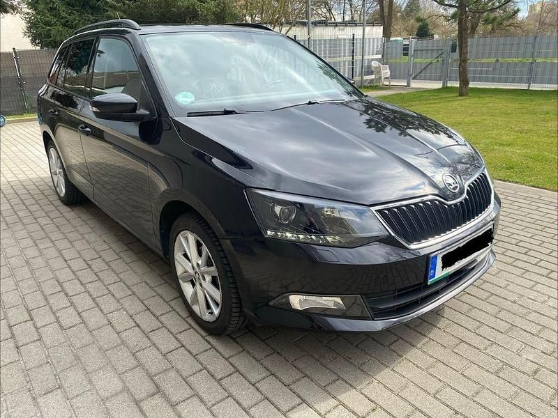 Gebraucht Skoda Fabia Clever 75 PS (55 kW) 2018 Schwarz Limousine