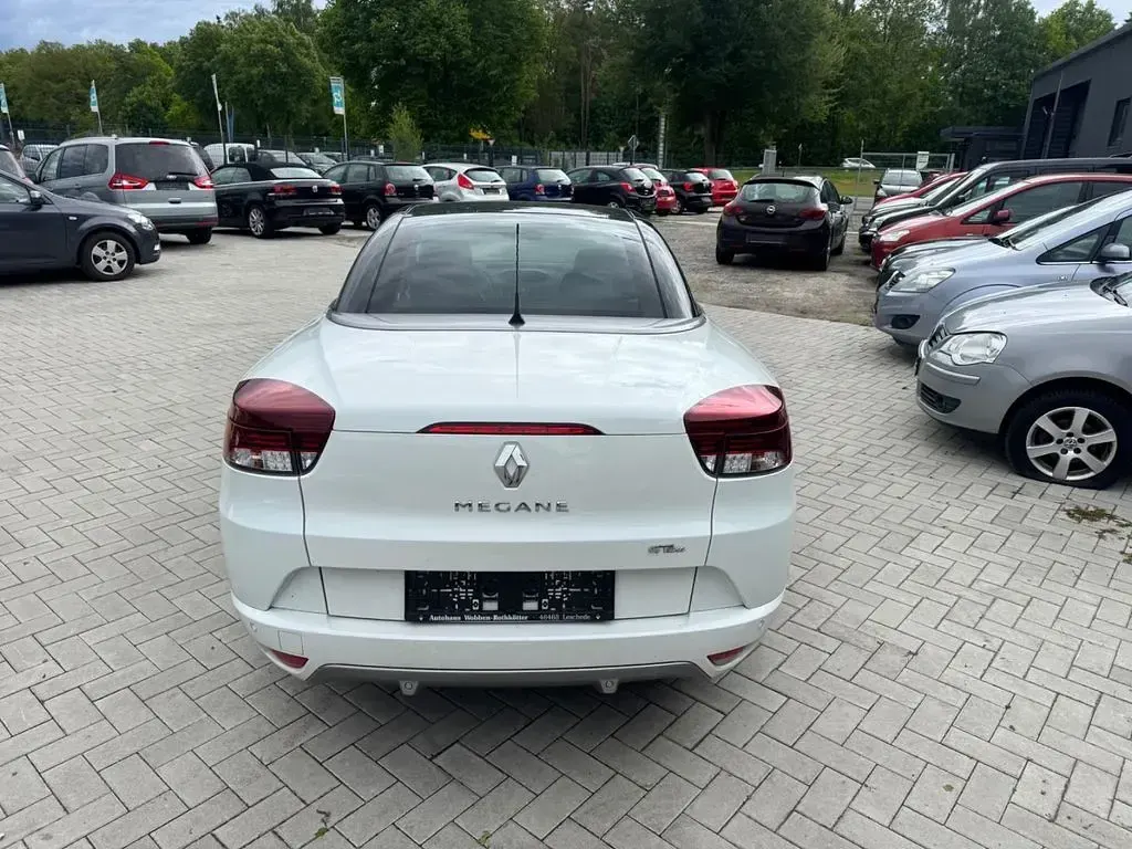 Gebraucht Renault Mégane Cabriolet Dynamique 131 PS (96 kW) 2011 Weiß Cabrio