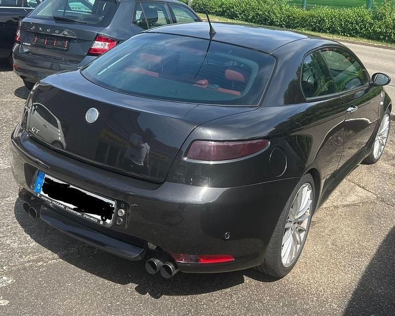 Schwarz Gebraucht 2005 Alfa Romeo GT Coupé | 1.500 € (Guter Preis) - Bild 1/4