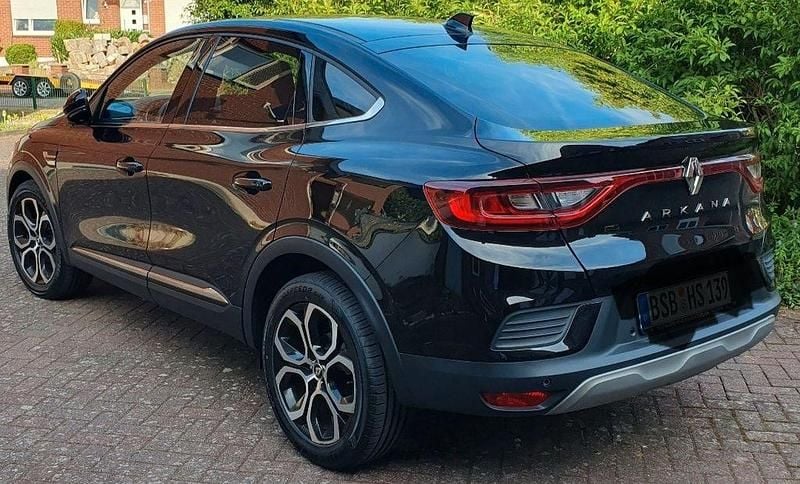 Gebraucht Renault Arkana 140 PS (102 kW) 2022 Schwarz SUV