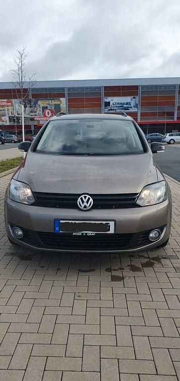 Braun Gebraucht 2013 VW Golf Plus Match Van / Kleinbus | 10.500 € (Fairer Preis) - Bild 1/4