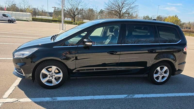 Second-hand Ford Galaxy 190 CP (139 kW) 2019 Negru Monovolum