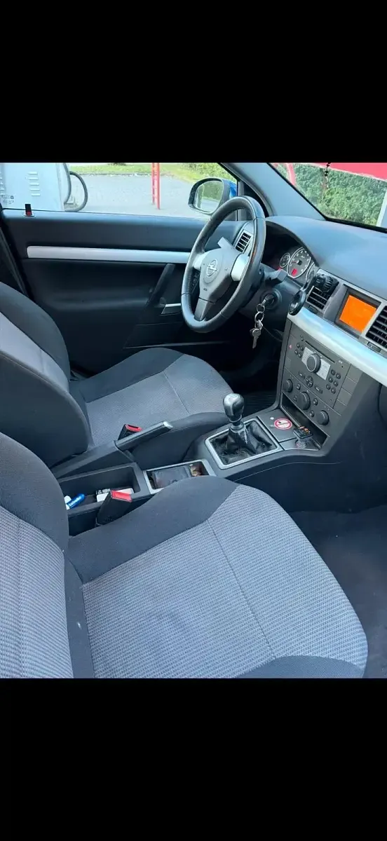 Gebraucht Opel Vectra 122 PS (89 kW) 2005 Blau Limousine