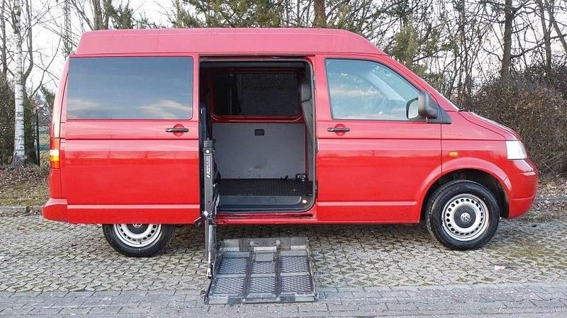 Usado VW Multivan 131 HP (96 kW) 2005 Vermelho Monovolume