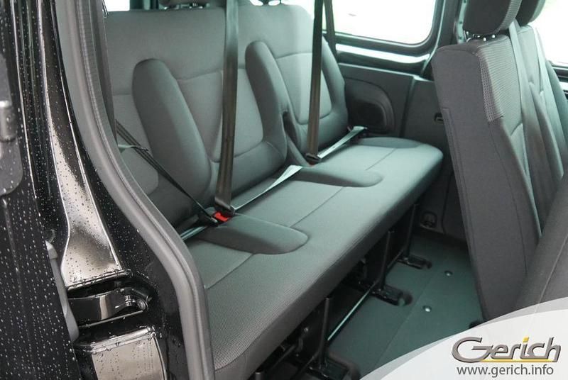 Gebraucht Renault Trafic 150 PS (110 kW) 2024 Tenebroschwarz metallic Van / Kleinbus