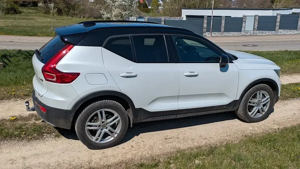 Gebraucht Volvo XC40 R-Design 190 PS (139 kW) 2019 Weiß SUV