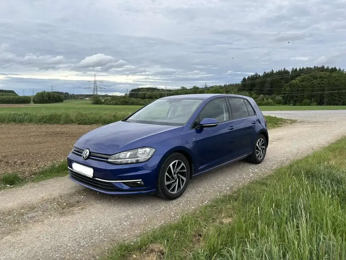 Gebraucht VW Golf VII Join 131 PS (96 kW) 2018 Blau Limousine