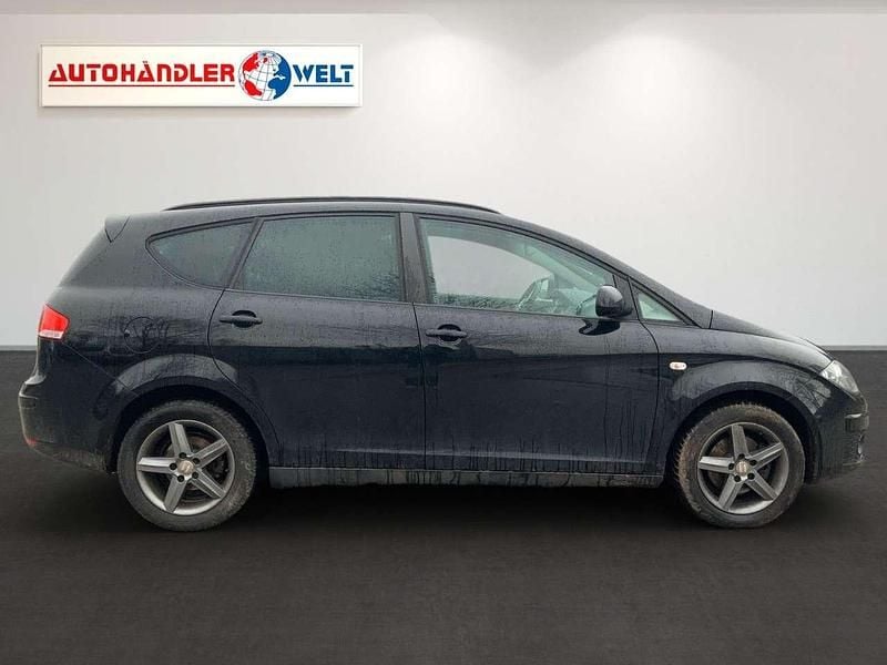 Gebraucht Seat Altea XL Sun 125 PS (91 kW) 2015 Schwarz Van / Kleinbus