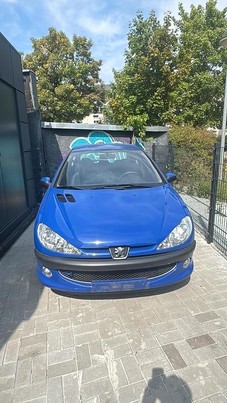 Blau Gebraucht 2006 Peugeot 206 Kleinwagen | 1.200 € (Guter Preis) - Bild 1/4