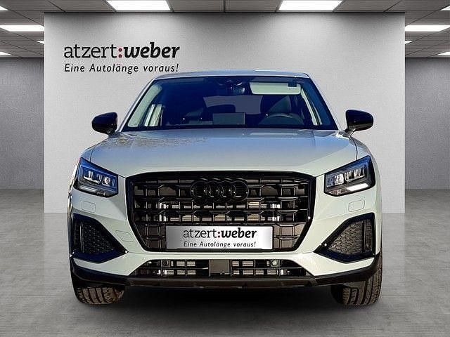 Neu Audi Q2 Advanced Plus 150 PS (110 kW) 2025 Pfeilgrau perleffekt SUV