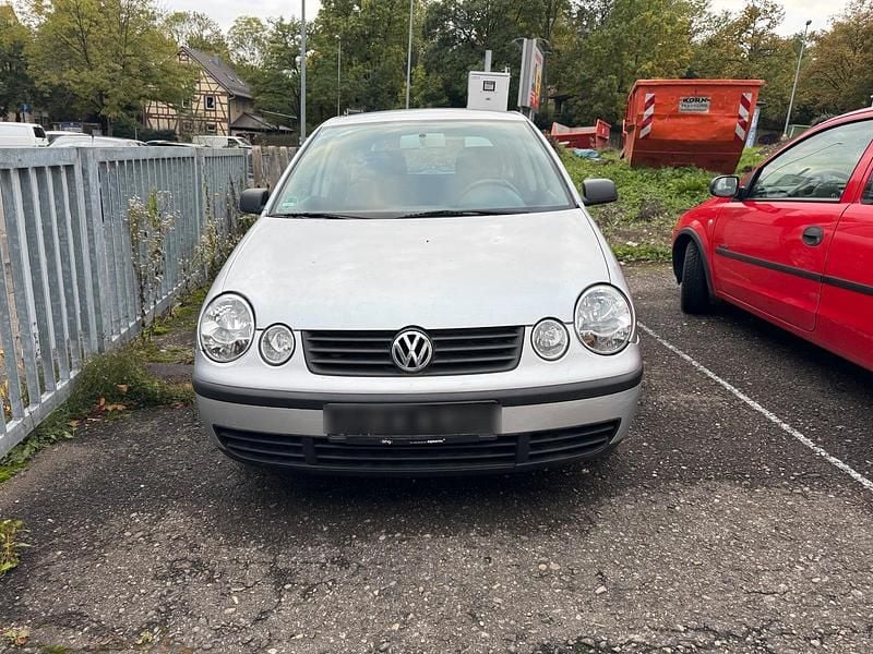 Silber Gebraucht 2004 VW Polo Kleinwagen | 399 € (Superpreis) - Bild 1/4