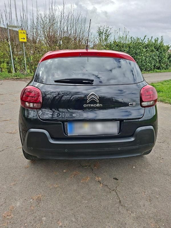 Gebraucht Citroën C3 PureTech 82 PS (60 kW) 2017 Schwarz Limousine