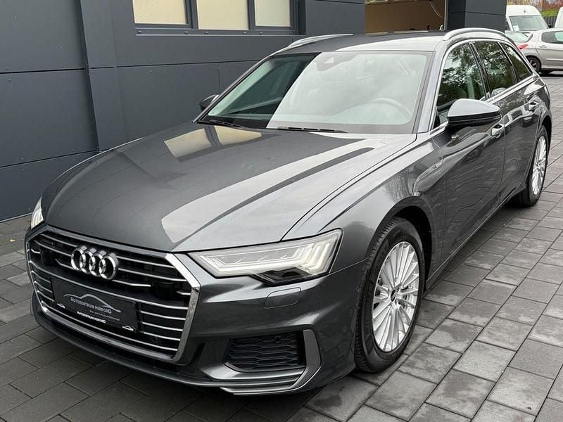 Grau Gebraucht 2021 Audi A6 S-Line Kombi | 31.500 € (Guter Preis) - Bild 1/4