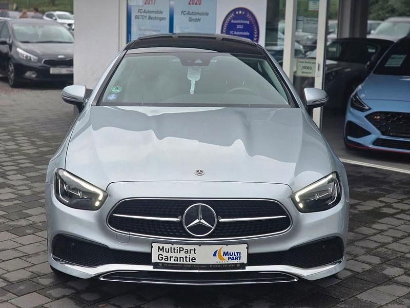 Gebraucht Mercedes E300 258 PS (189 kW) 2022 Silber Coupé