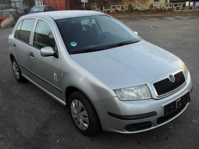 Gebraucht Skoda Fabia Ambiente 55 PS (40 kW) 2005 Silber Limousine