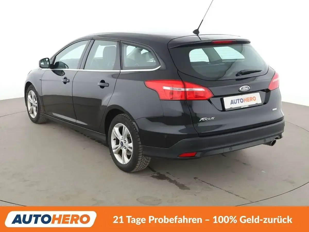 Gebraucht Ford Focus Titanium 150 PS (110 kW) 2015 Schwarz Kombi