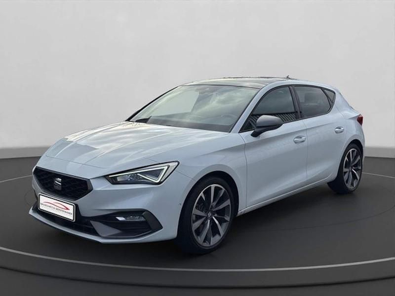 Gebraucht Seat Leon FR 150 PS (110 kW) 2024 Weiss Limousine