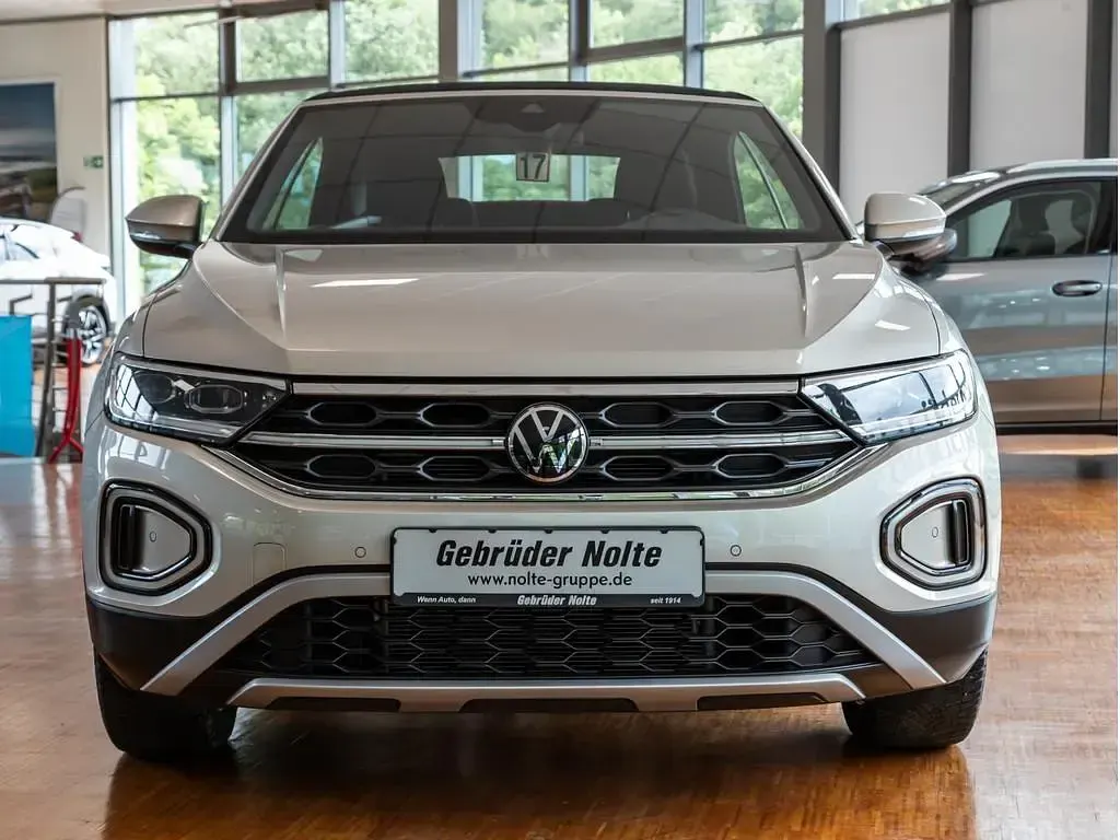 Gebraucht VW T-Roc Style 110 PS (80 kW) 2022 Silber / SUV