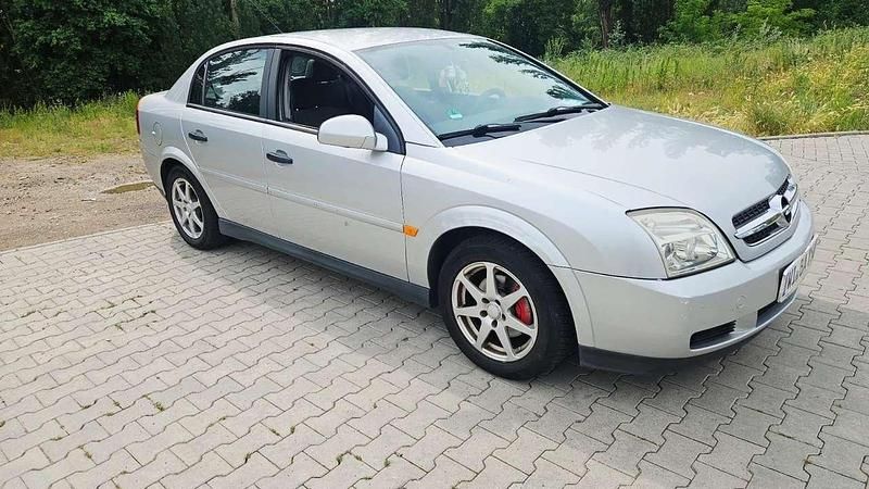 Silber Gebraucht 2003 Opel Vectra Elegance Limousine | 1.200 € (Fairer Preis) - Bild 1/4