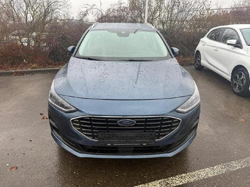Gebraucht Ford Focus Titanium 155 PS (114 kW) 2023 Blau Limousine