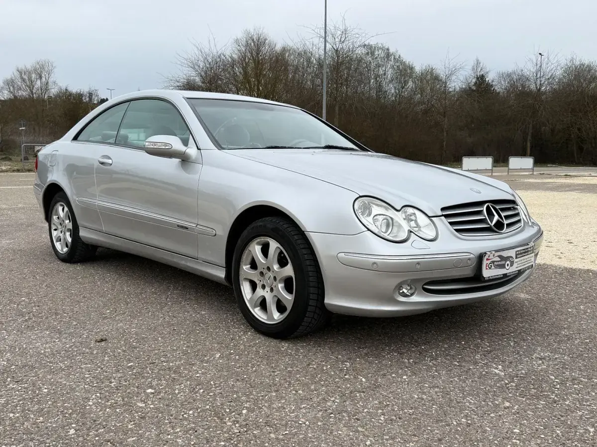 Gebraucht Mercedes CLK320 Elegance 218 PS (160 kW) 2002 Silber Coupé