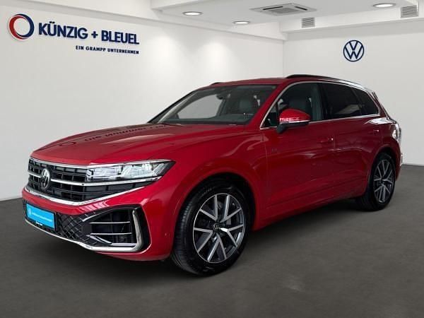 Gebraucht VW Touareg Comfortline 339 PS (249 kW) 2024 Rot (chilirot metallic) SUV
