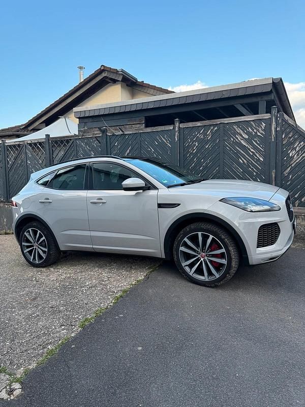 Gebraucht Jaguar E-Pace R-Dynamic 250 PS (183 kW) 2019 Grau SUV