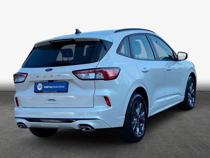 Gebraucht Ford Kuga ST-Line 120 PS (88 kW) 2023 White platinum SUV