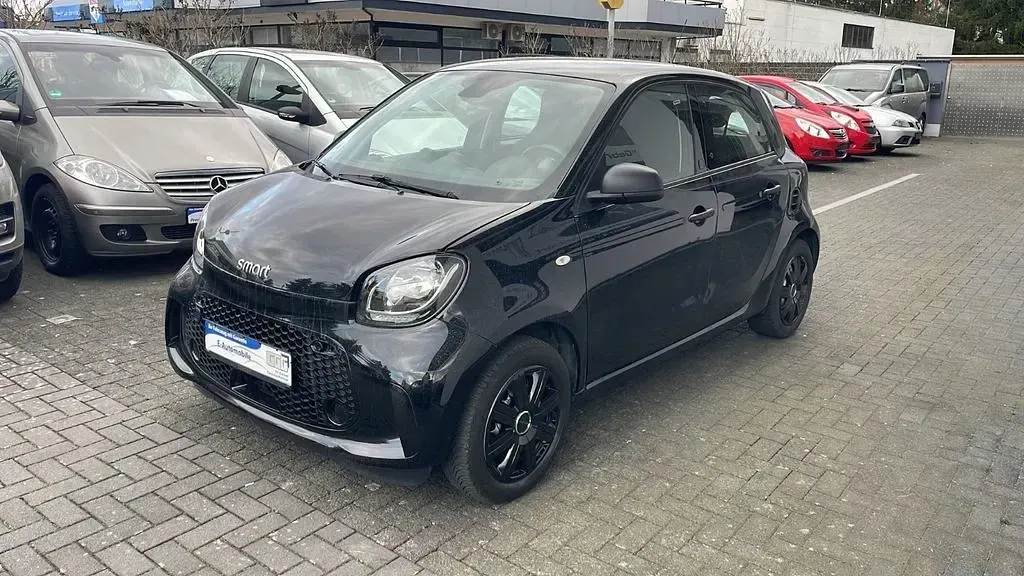 Gebraucht Smart ForFour Electric Drive 60 kW (82 PS) 2022 Schwarz Limousine