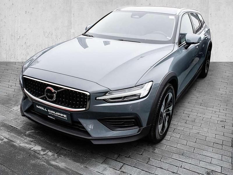 Occasion Volvo V60 CC Plus 197 ch (144 kW) 2023 Gris Break