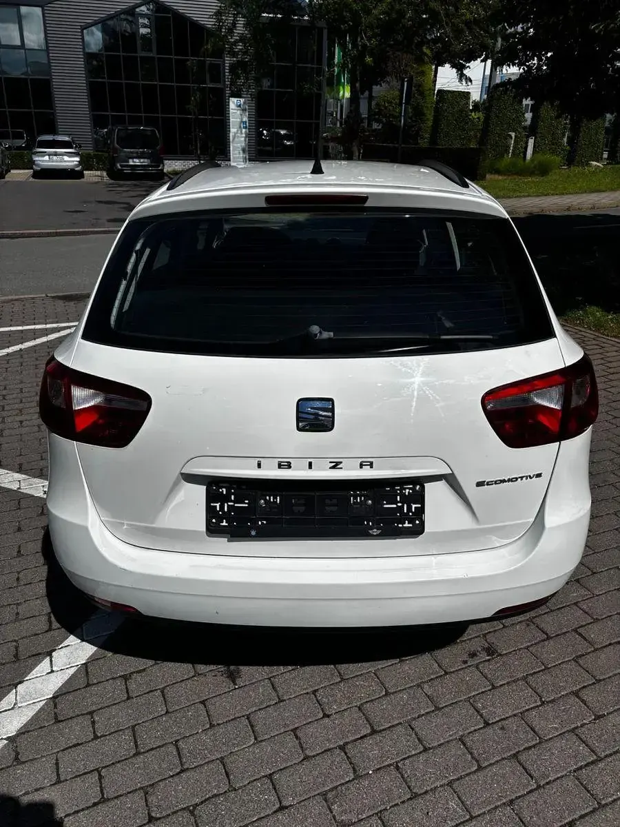 Gebraucht Seat Ibiza ST Reference 75 PS (55 kW) 2015 Weiß Kombi