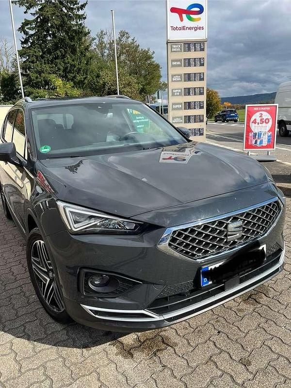 Schwarz Gebraucht 2020 Seat Tarraco 4Drive SUV | 21.750 € (Superpreis) - Bild 1/4