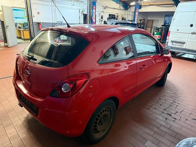 Gebraucht Opel Corsa 75 PS (55 kW) 2006 Rot Kleinwagen