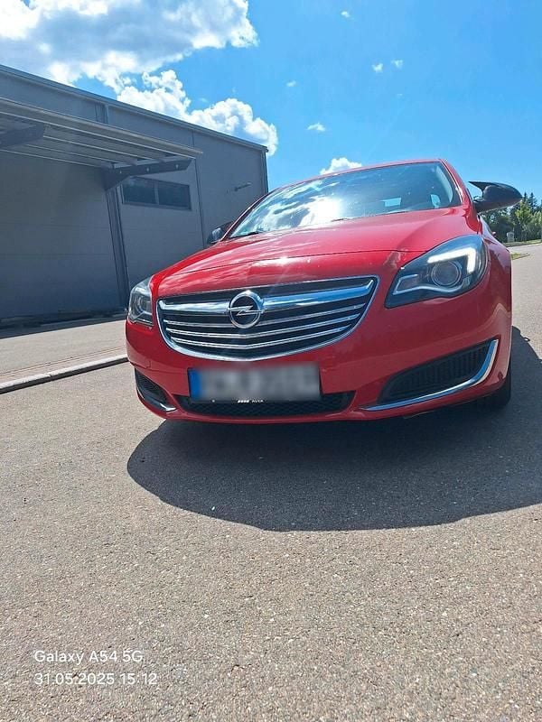 Rot Gebraucht 2014 Opel Insignia Limousine | 6.300 € (Fairer Preis) - Bild 1/4
