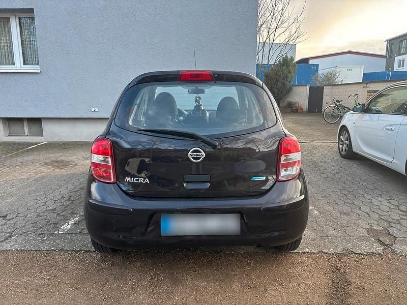 Gebraucht Nissan Micra 80 PS (58 kW) 2013 Schwarz Kleinwagen