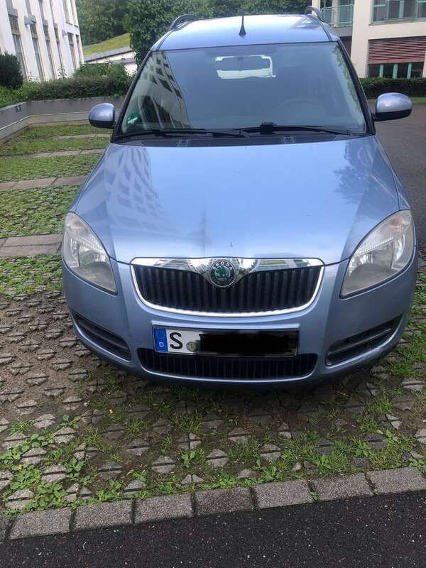 Blau Gebraucht 2008 Skoda Roomster Style Kombi | 2.550 € (Guter Preis) - Bild 1/4