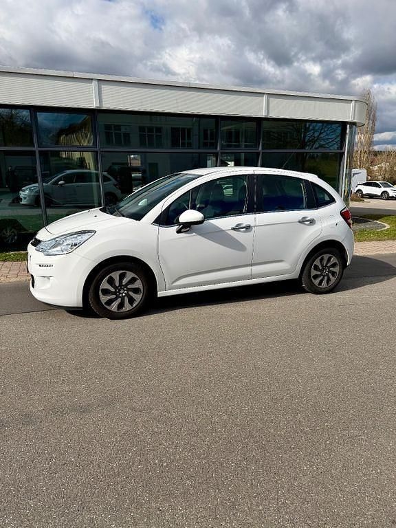 Gebraucht Citroën C3 SELECTION 82 PS (60 kW) 2016 Weiß Kleinwagen