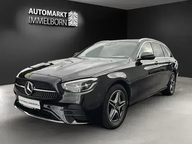 Gebraucht Mercedes E300 AMG 306 PS (225 kW) 2022 Schwarz Limousine