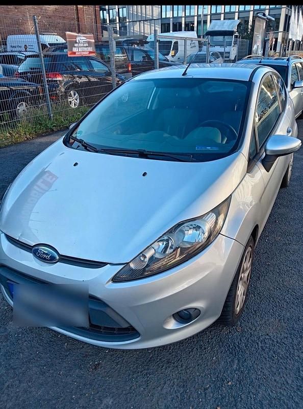 Silber Gebraucht 2009 Ford Fiesta Kleinwagen | 2.350 € (Superpreis) - Bild 1/4