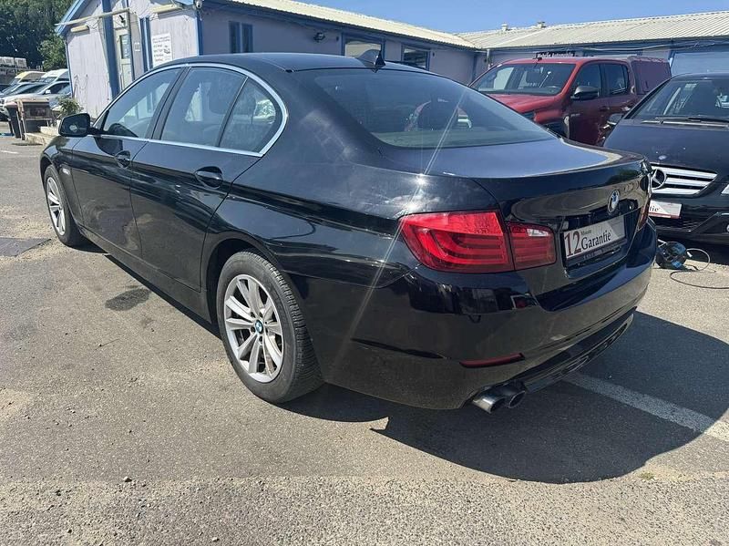 Gebraucht BMW 528 245 PS (180 kW) 2012 Schwarz Limousine