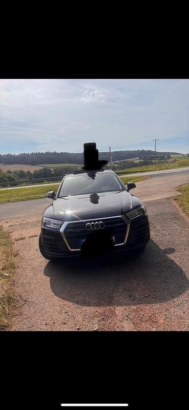 Schwarz Gebraucht 2019 Audi Q5 Comfort SUV | 28.999 € (Teuer) - Bild 1/4