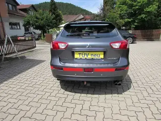 Gebraucht Mitsubishi Lancer Instyle 143 PS (105 kW) 2009 Grau Limousine