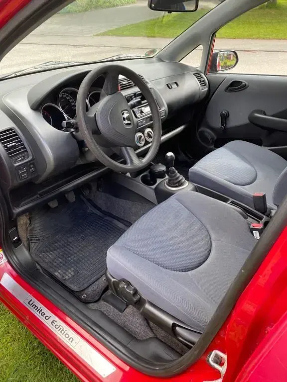 Occasion Honda Jazz LS 77 ch (56 kW) 2005 Rouge Citadine