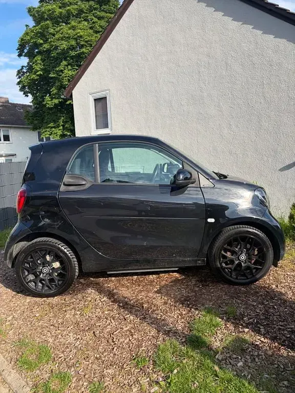 Gebraucht Smart ForTwo Electric Drive Prime 60 kW (82 PS) 2018 Schwarz