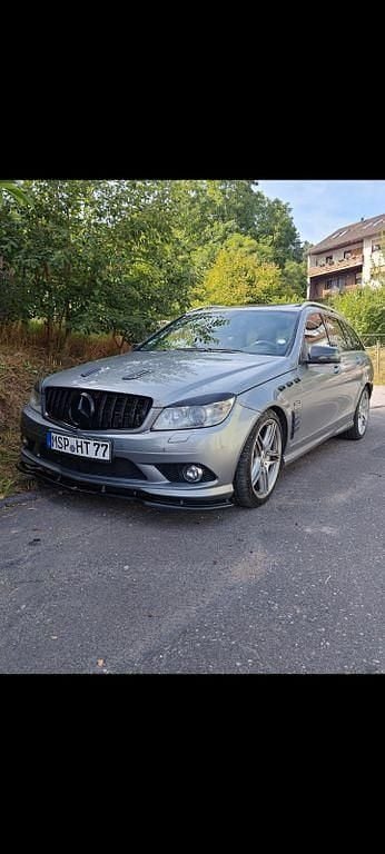 Grau Gebraucht 2009 Mercedes C32 AMG AMG Kombi | 9.999 € - Bild 1/4