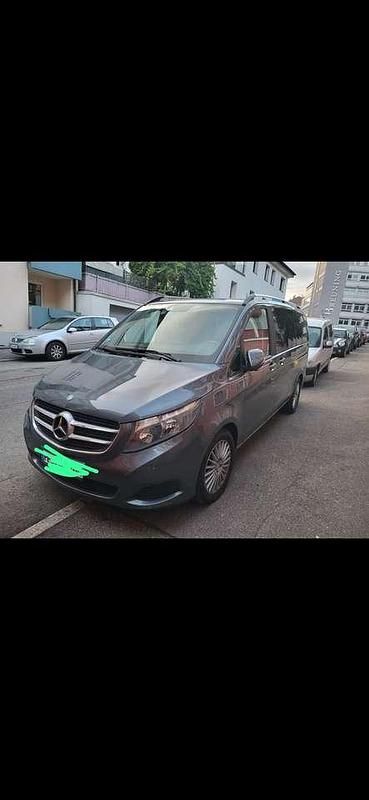 Gebraucht Mercedes V220 Exclusive 163 PS (119 kW) 2016 Van / Kleinbus