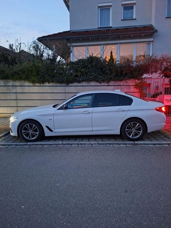 Second-hand BMW 520 Performance 190 CP (139 kW) 2017 Alb Berlinǎ