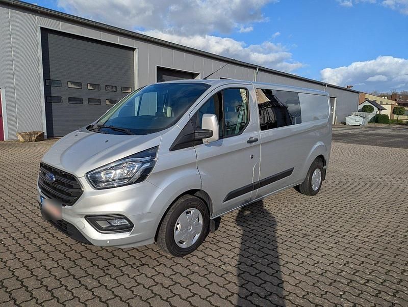 Usata Ford Transit 96 CV (70 kW) 2021 Argento Monovolume